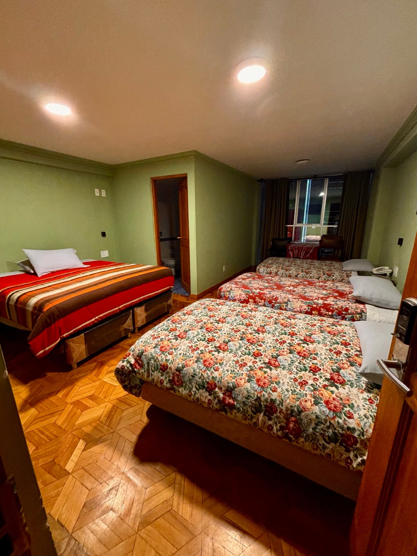 Habitación cuádruple, Hotel Berlina