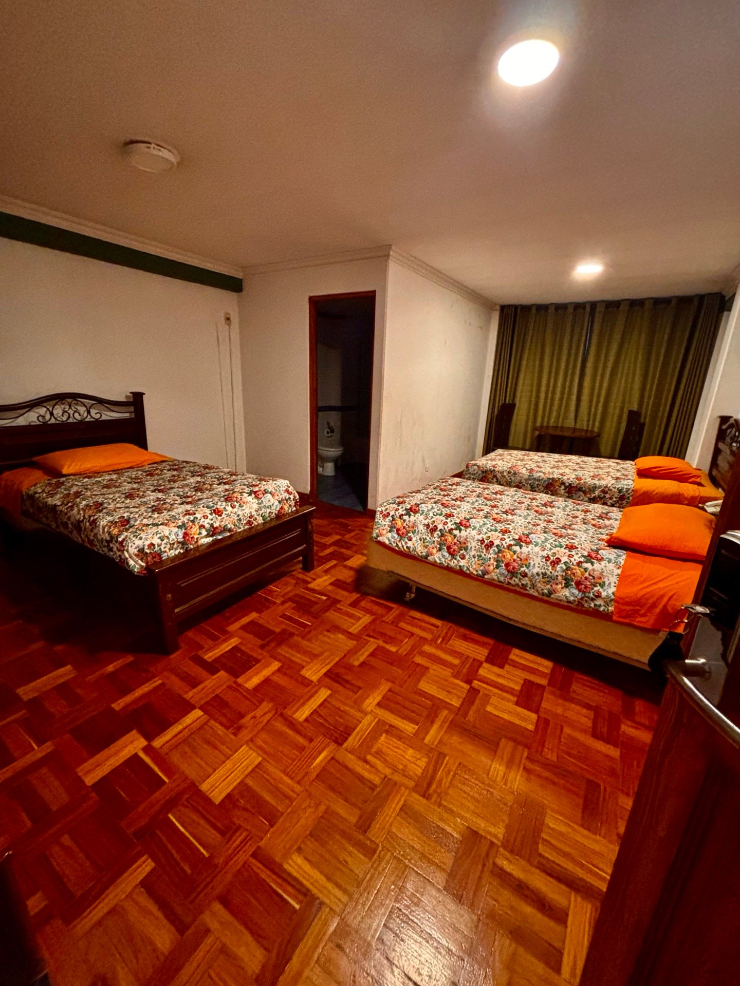 Habitación triple, Hotel Berlina