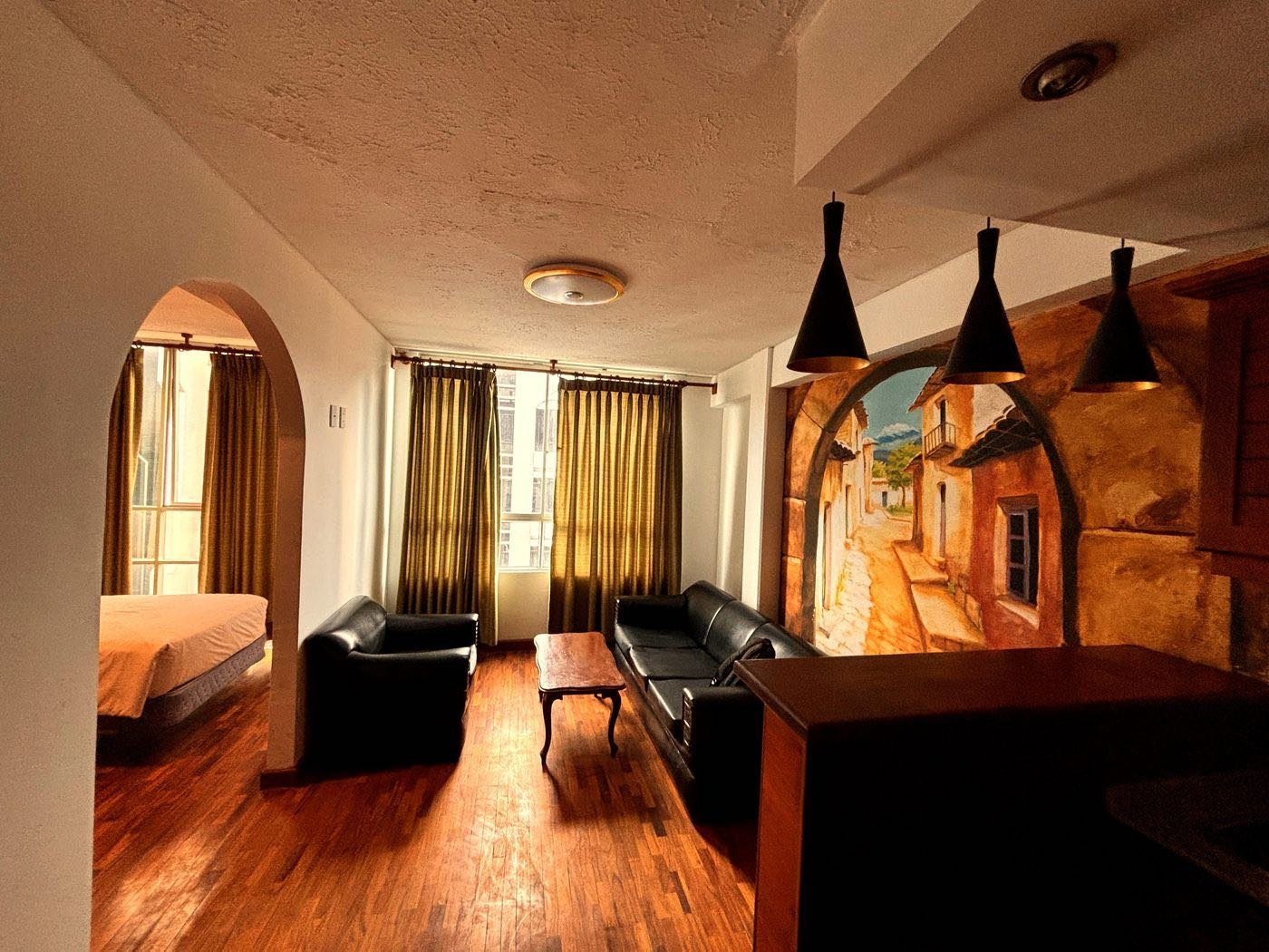 Departamento con living y cocina, Hotel Berlina La Paz